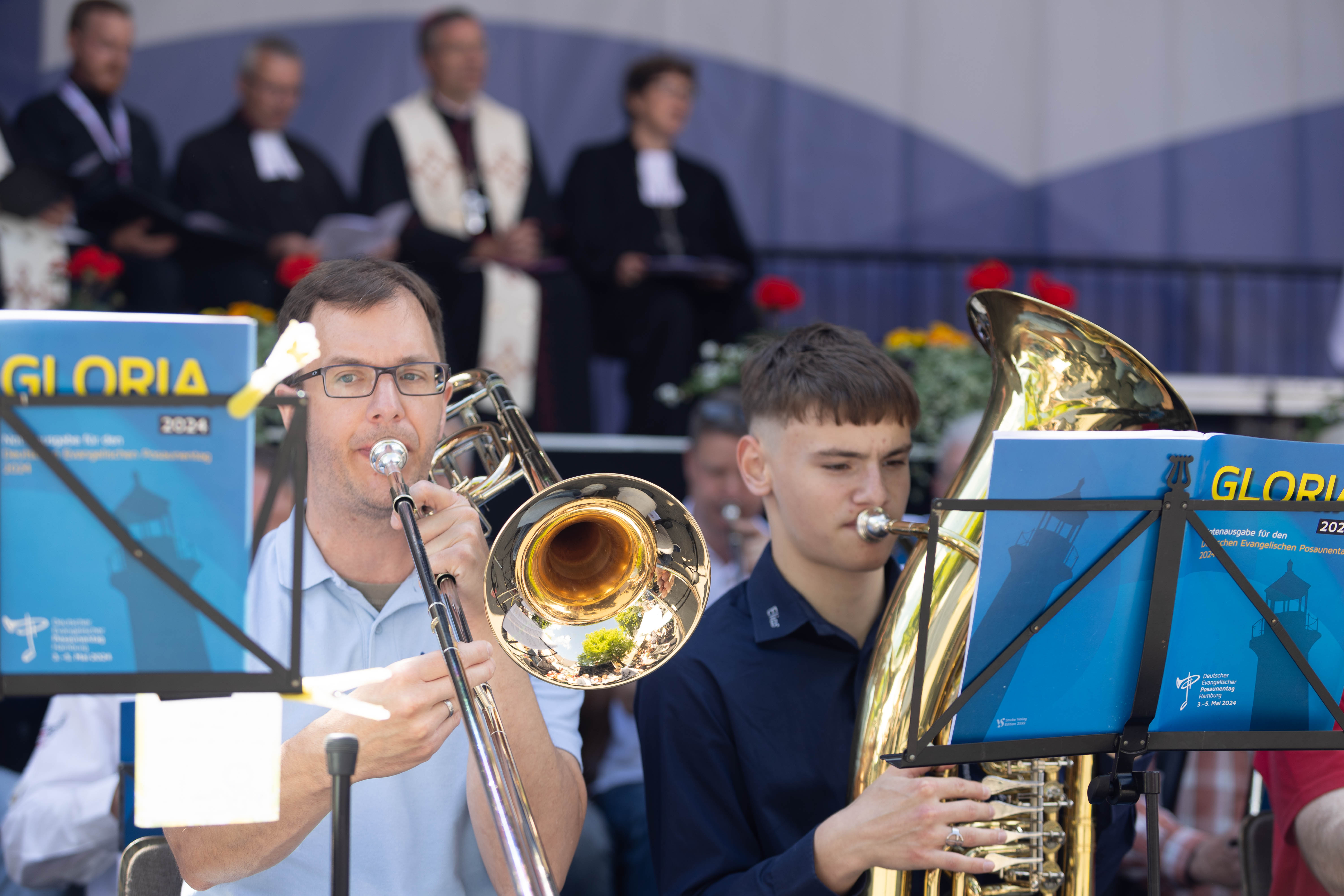 Bläser während des Landesposaunentags auf dem Hessentag.